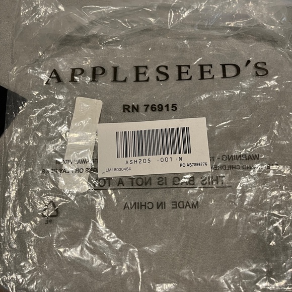 Appleseed's T-Shirt - Picture 6 of 7